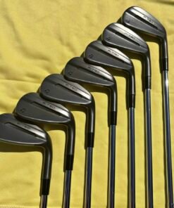 Taylormade P790 4-PW Irons - Golf Clubs